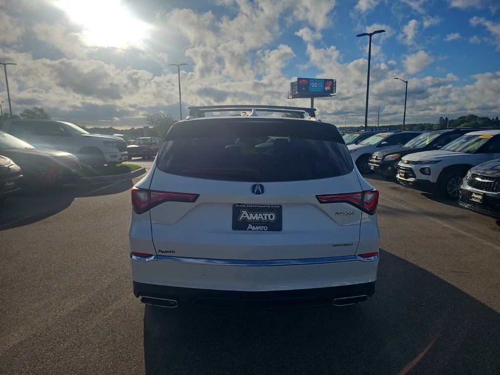 Used 2022 Acura MDX w/ Advance Package AWD/4WD image 4