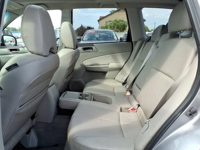 Used 2010 Subaru Forester 2.5X Limited AWD/4WD image 9