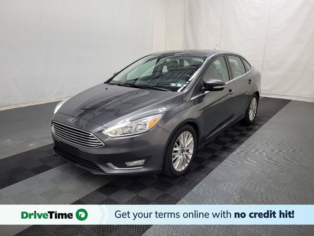 Used 2017 Ford Focus Titanium FWD image 1