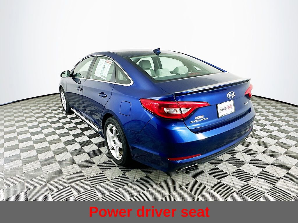 Used 2015 Hyundai Sonata Sport image 8
