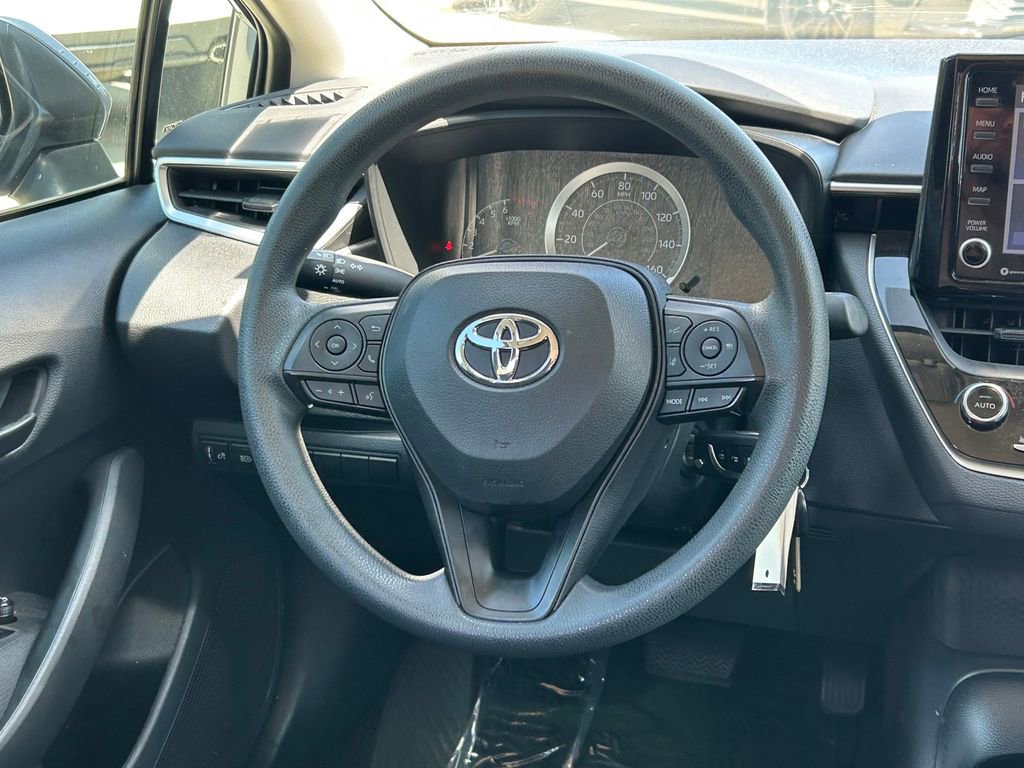 Used 2022 Toyota Corolla LE FWD image 34