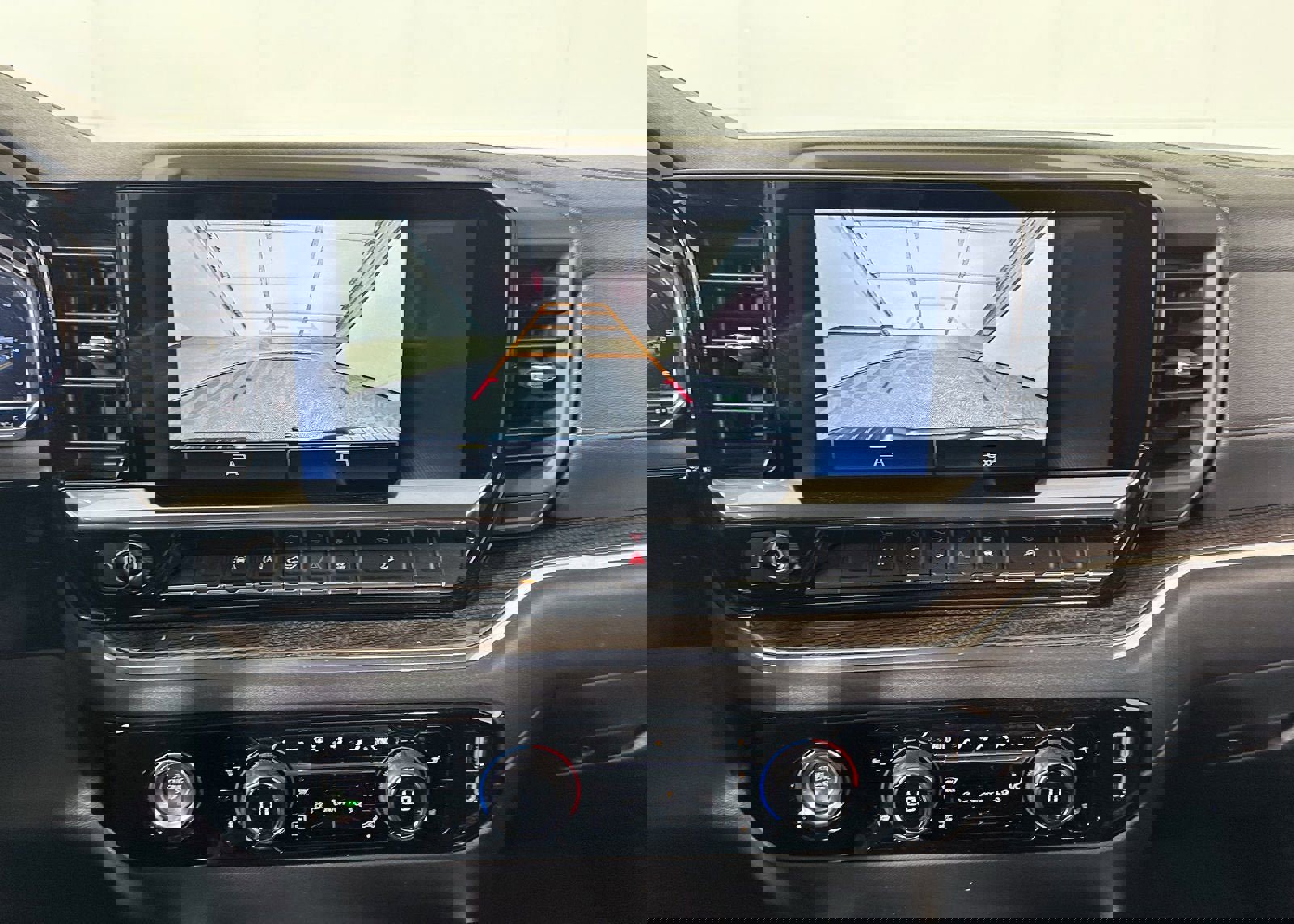 Certified 2023 Chevrolet Silverado 1500 RST AWD/4WD image 23