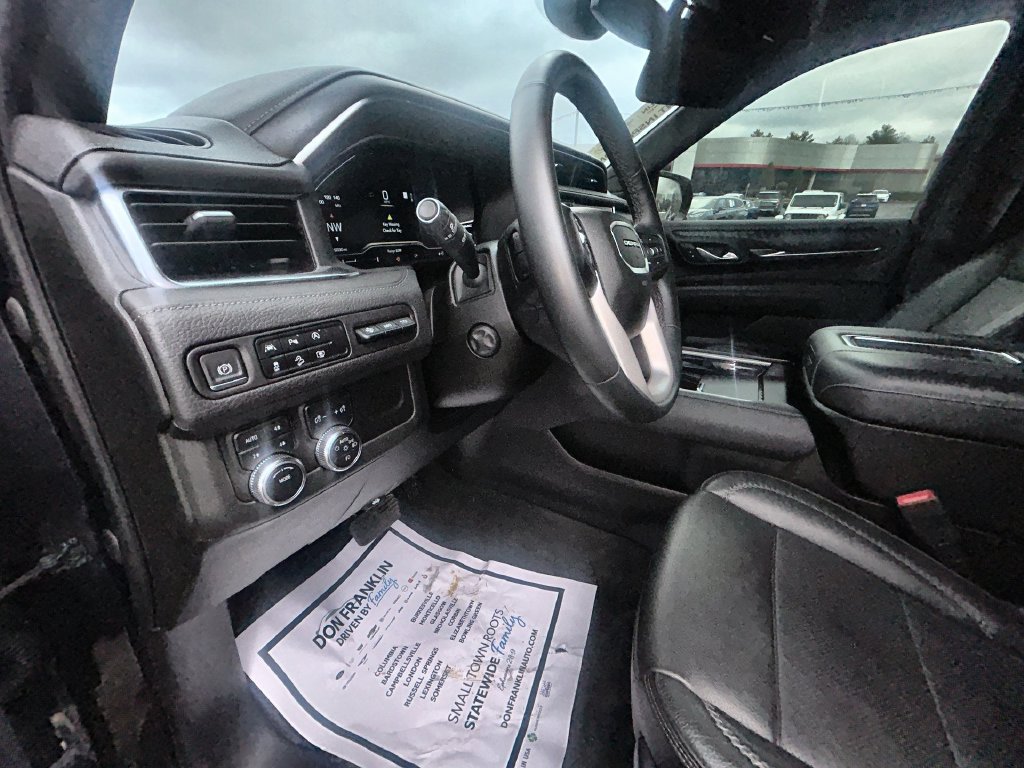 Used 2023 GMC Yukon Denali AWD/4WD image 11