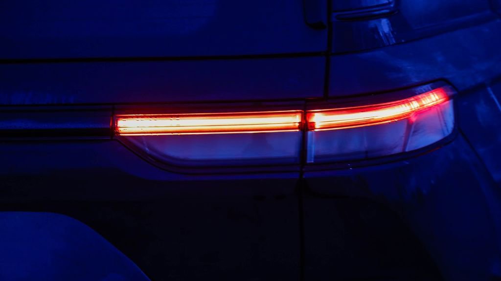 New 2025 Jeep Grand Cherokee Altitude image 10