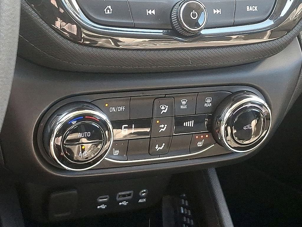 Used 2023 Chevrolet TrailBlazer LT w/ Convenience Package image 14