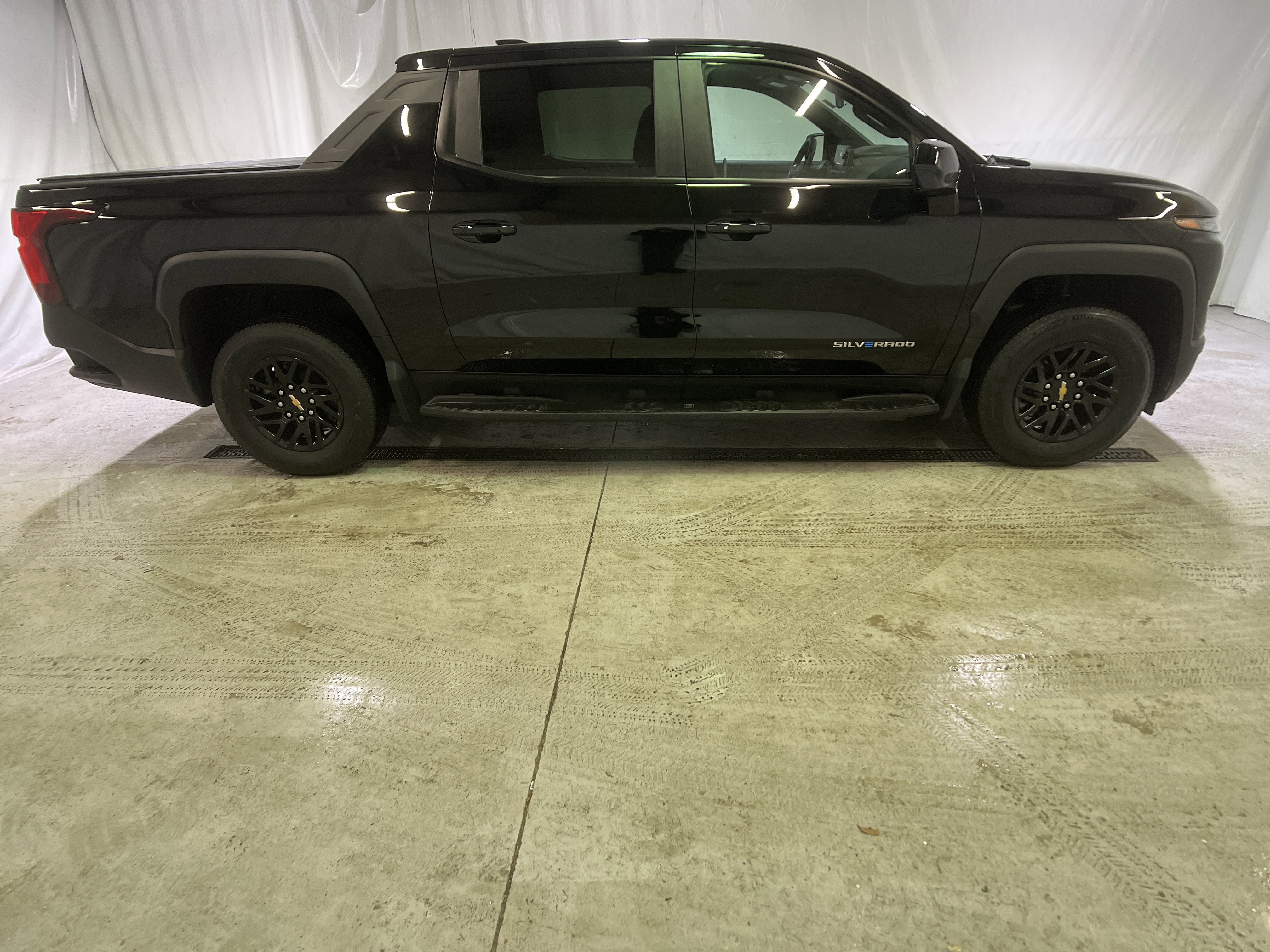 Certified 2024 Chevrolet Silverado EV W/T image 12