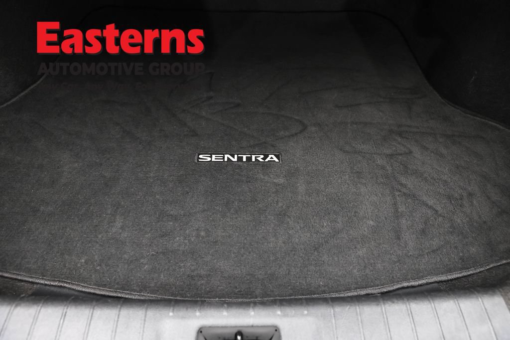 Used 2024 Nissan Sentra SV FWD image 9