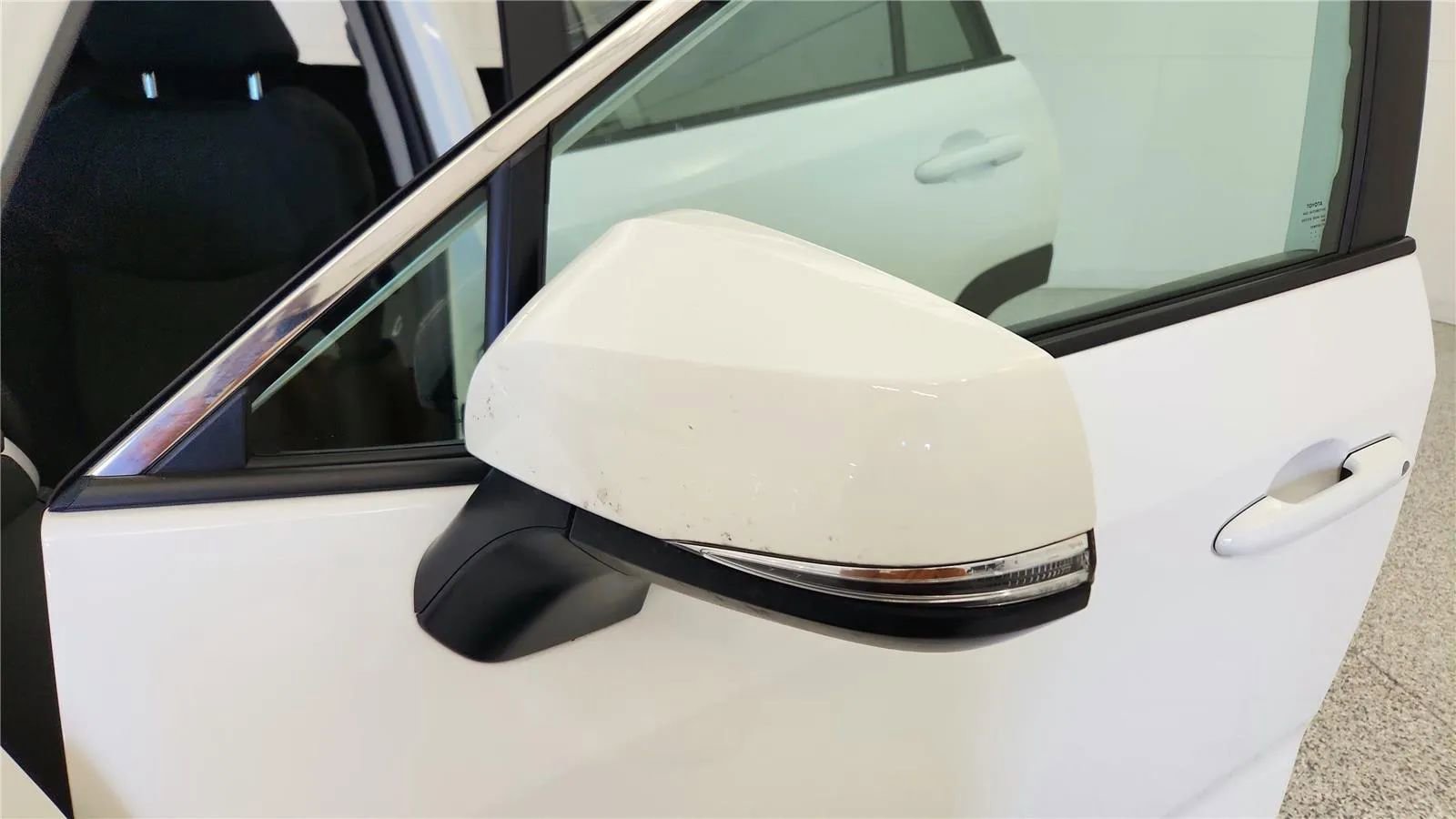 Used 2023 Toyota RAV4 XLE AWD/4WD image 18