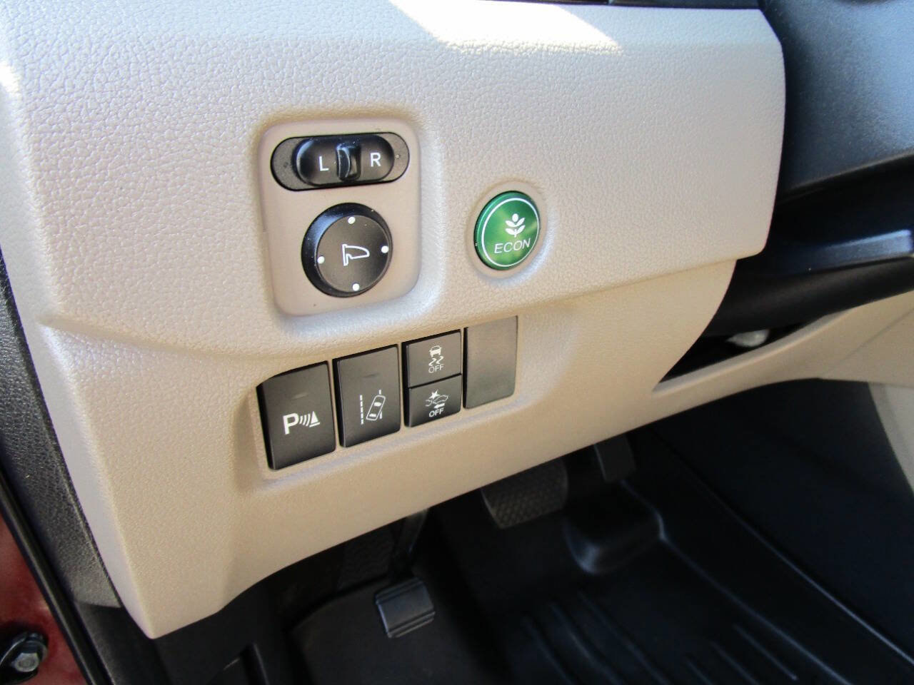 Used 2018 Honda Pilot Touring image 9