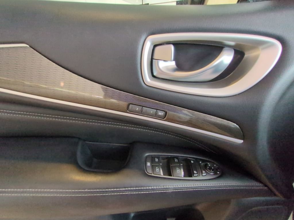 Used 2017 INFINITI QX60 AWD w/ Premium Plus Package image 13