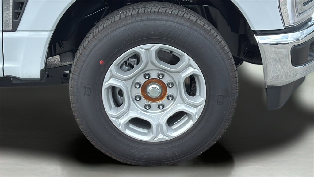 New 2026 Ford F250 XL image 25