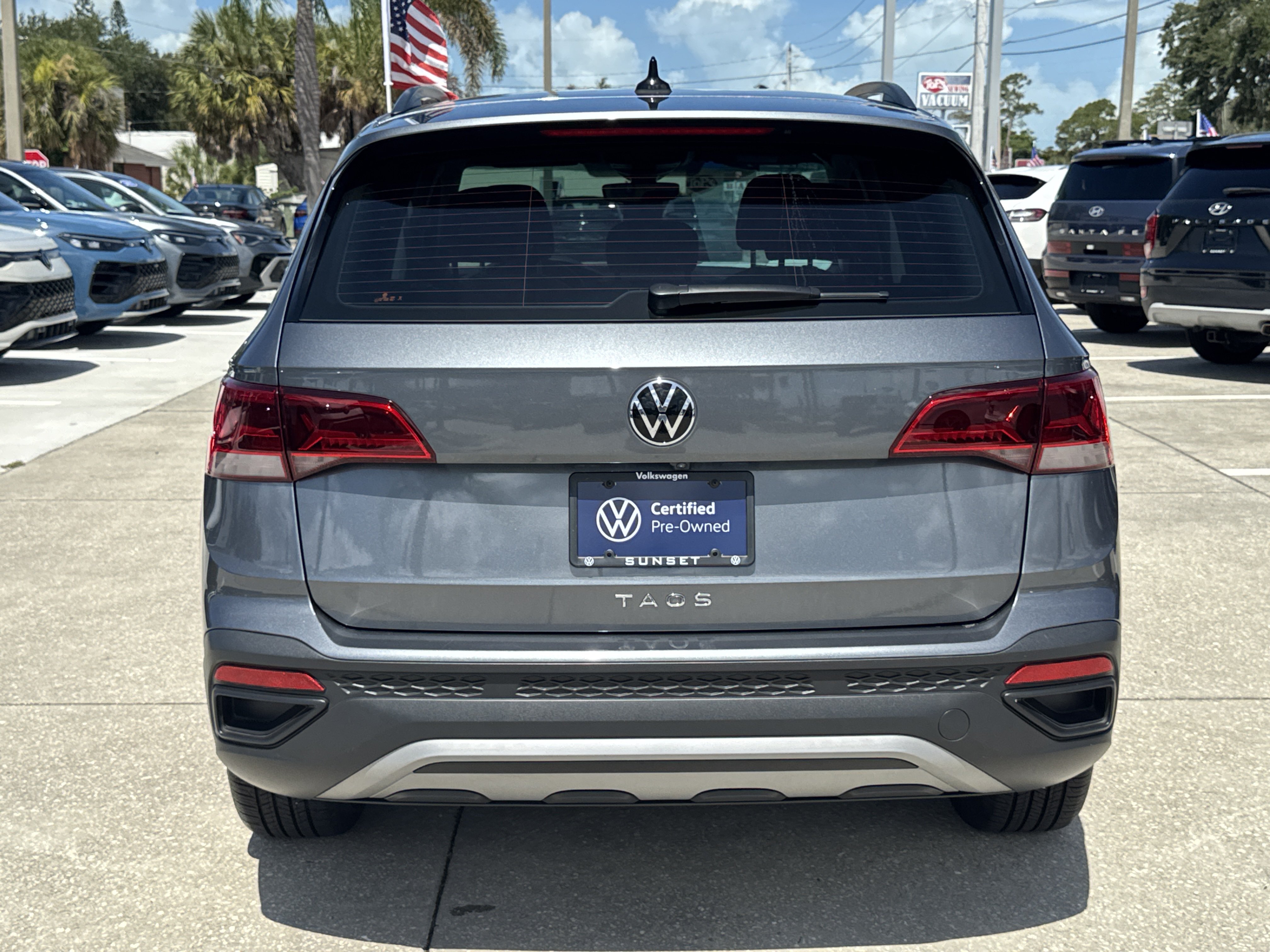 Used 2024 Volkswagen Taos S FWD image 5