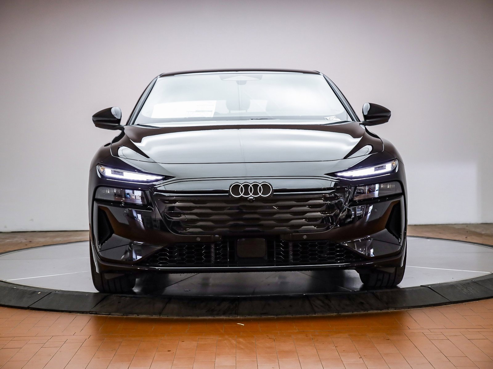New 2025 Audi A6 e-tron Premium Plus image 2