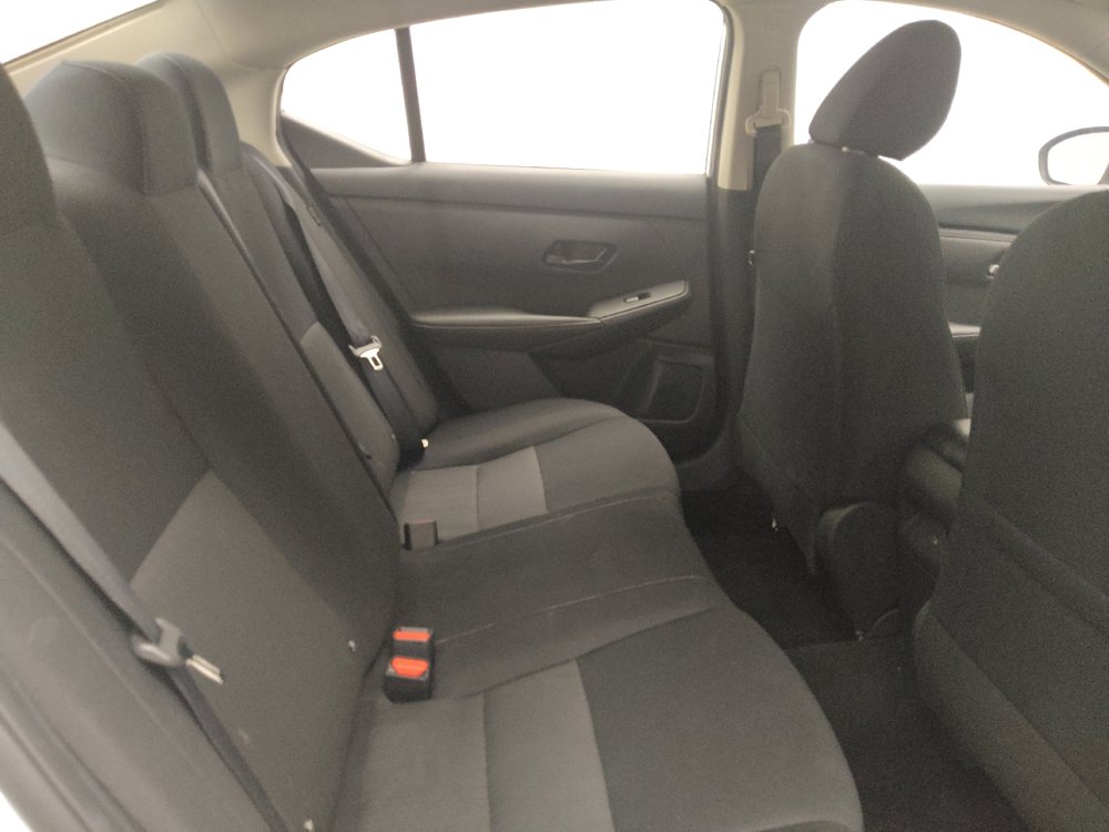 Used 2025 Nissan Sentra SV FWD image 19