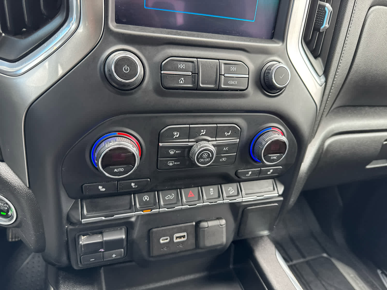 Used 2019 Chevrolet Silverado 1500 LT Trail Boss image 26