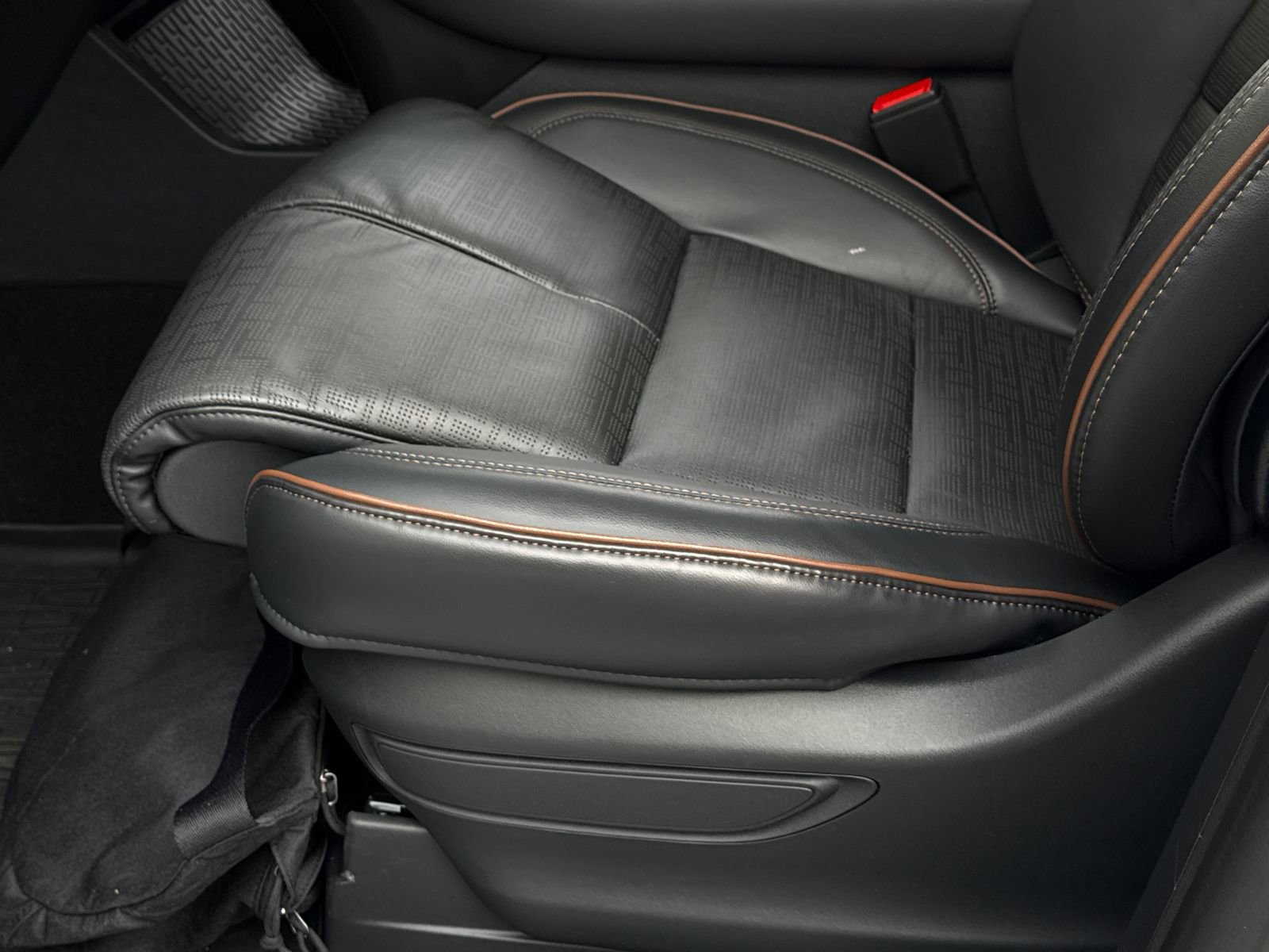 New 2025 Lincoln Aviator Black Label w/ Black Label Special Edition image 16