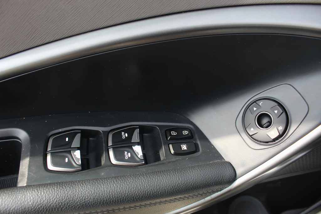 Used 2017 Hyundai Santa Fe Sport AWD/4WD image 13