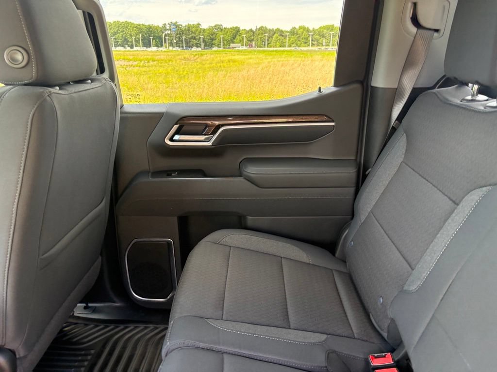 New 2026 Chevrolet Silverado 1500 LT AWD/4WD image 44