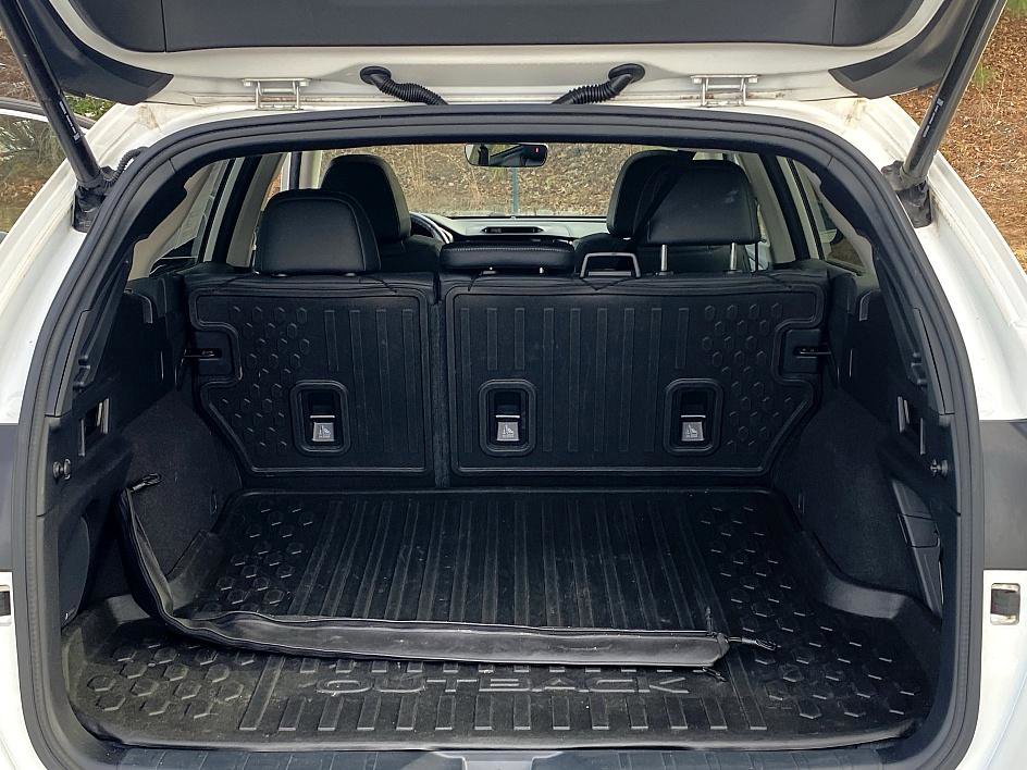 Used 2020 Subaru Outback Limited w/ Popular Package #2 image 23