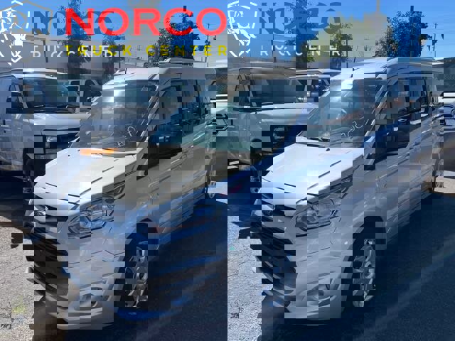 Used 2018 Ford Transit Connect XLT image 2