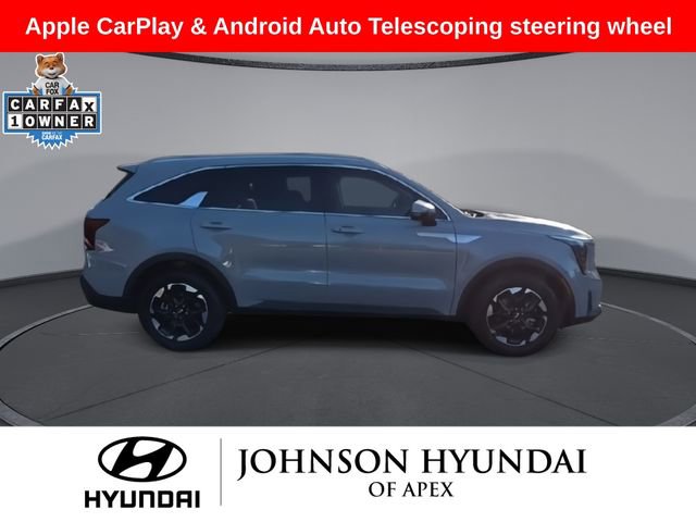 Used 2024 Kia Sorento S w/ Panoramic Sunroof Package image 10