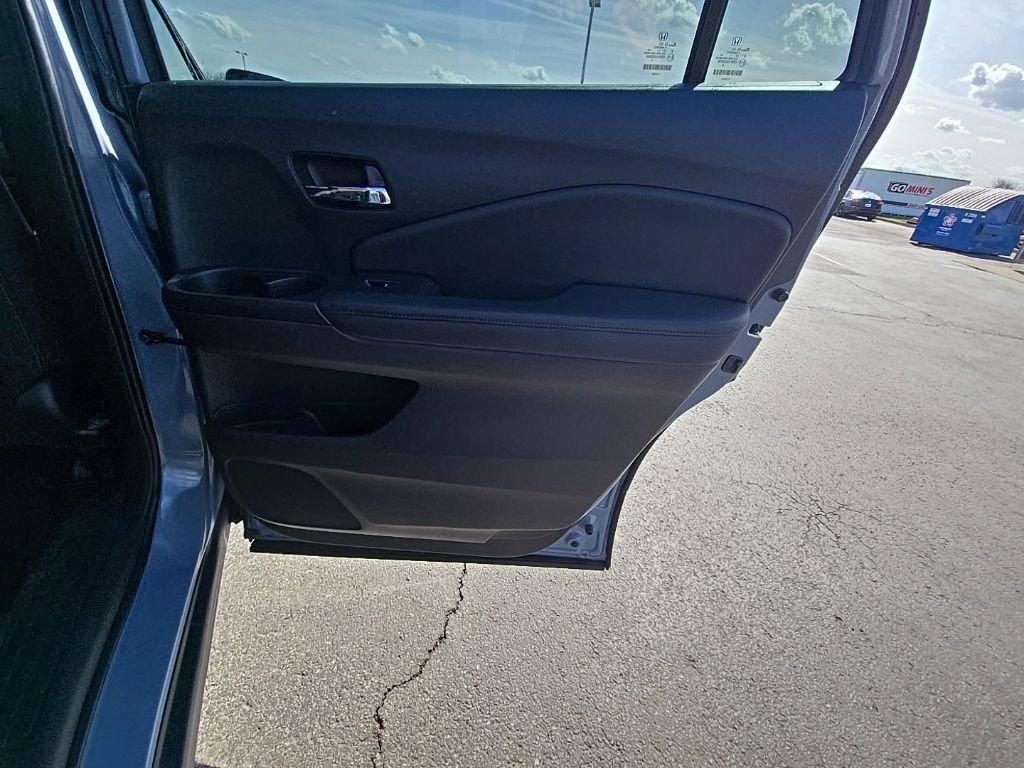 Used 2022 Honda Pilot Sport image 28