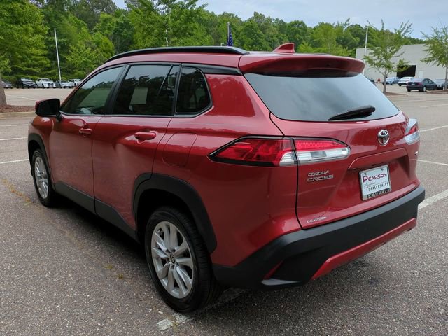 Used 2022 Toyota Corolla Cross LE FWD image 6