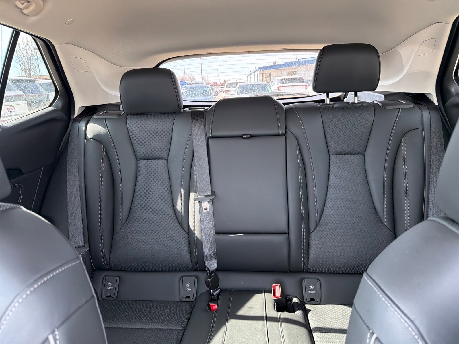 Used 2023 Buick Envision Essence AWD/4WD image 14