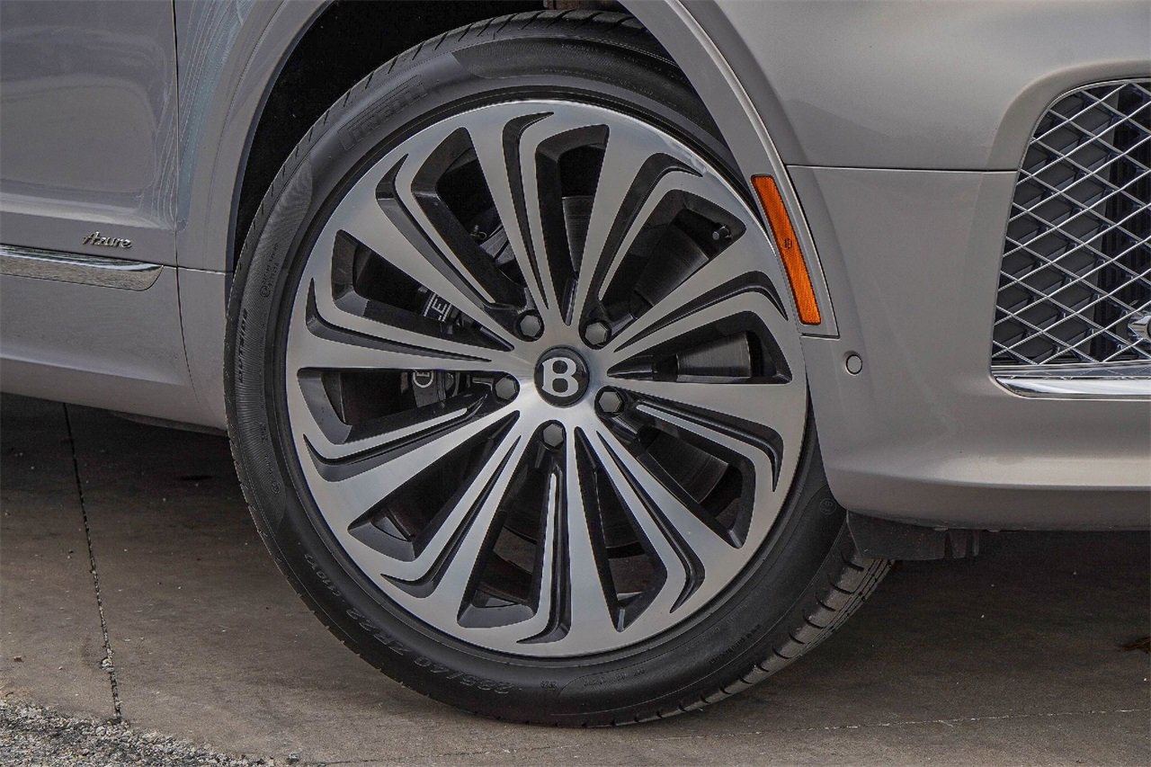 Certified 2024 Bentley Bentayga Extended Wheelbase image 3