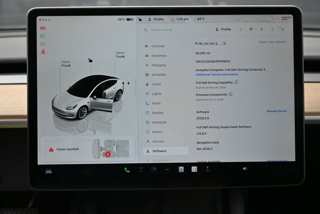Used 2023 Tesla Model 3 Standard Range RWD image 30