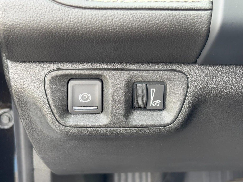 Used 2023 GMC Acadia SLE w/ Driver Convenience Package FWD image 20