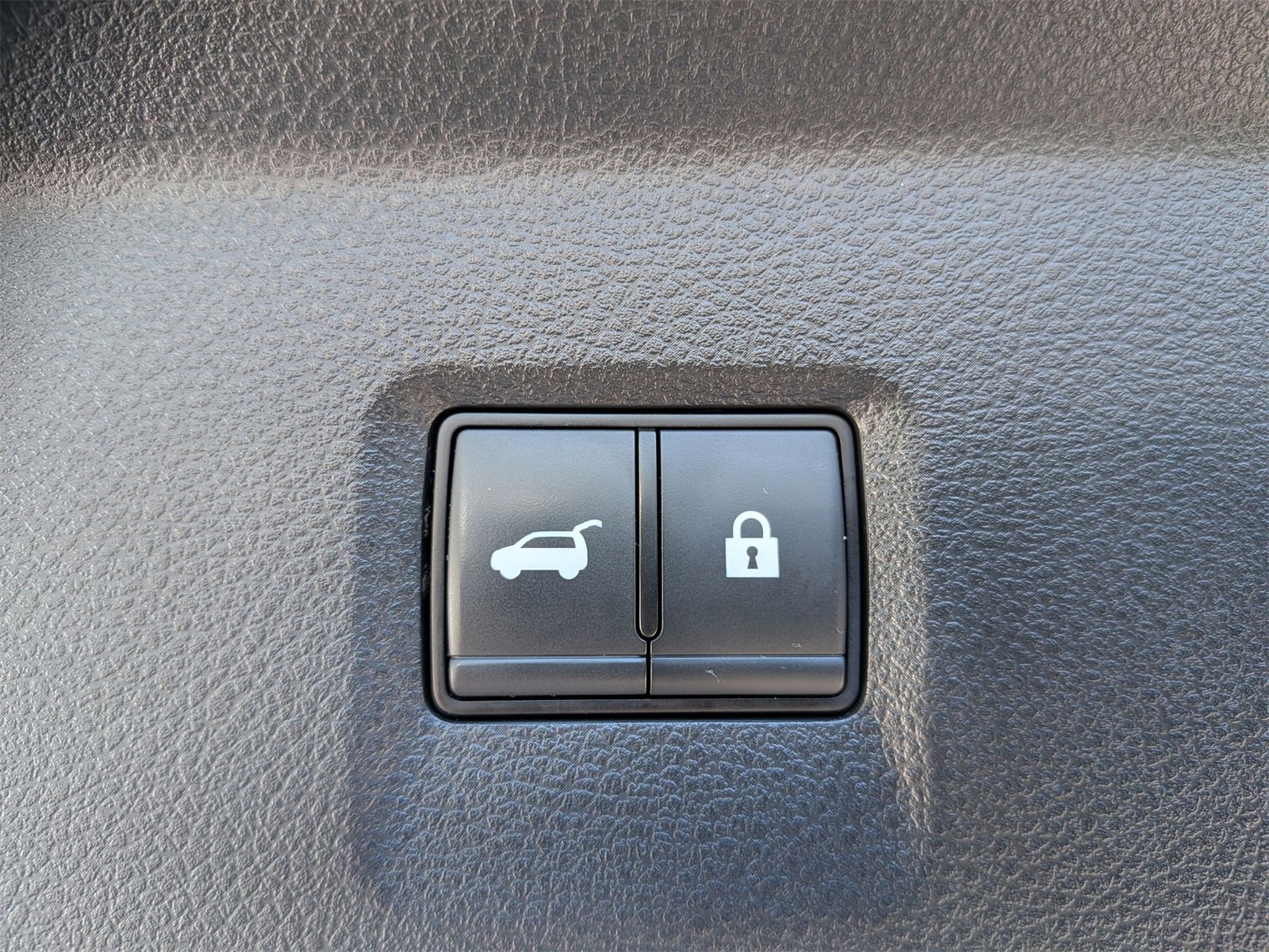 Used 2023 INFINITI QX60 Sensory w/ Vision Package image 34