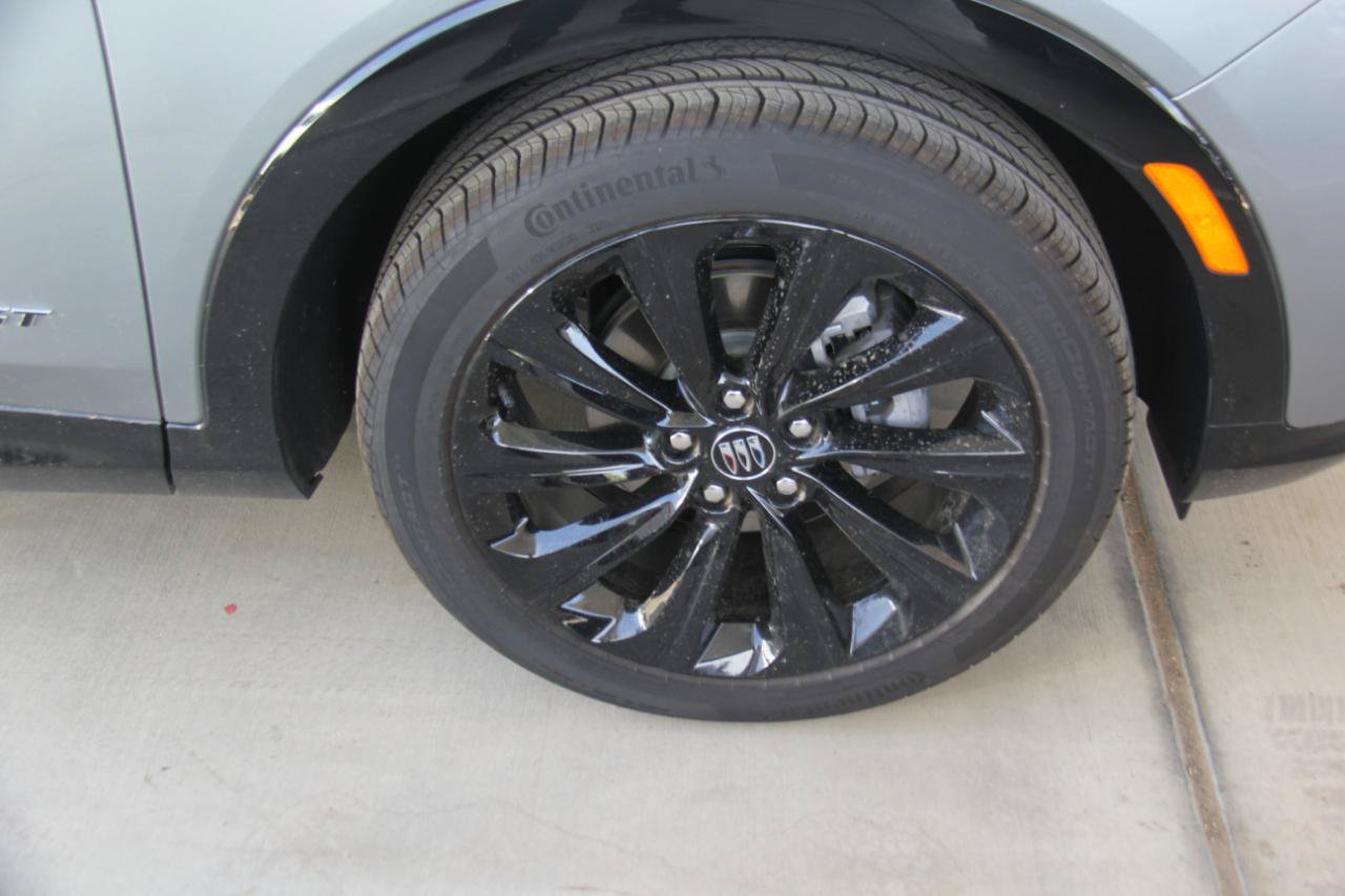 Used 2026 Buick Envista Sport Touring w/ Convenience I Package FWD image 29