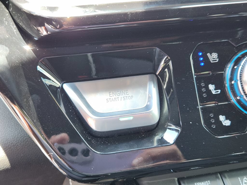 Used 2026 GMC Sierra 2500 AT4X AWD/4WD image 34