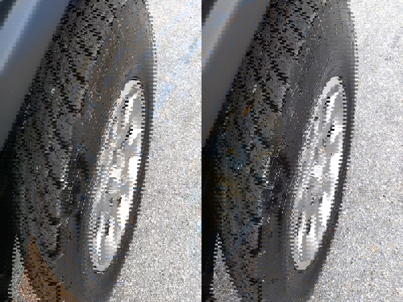 Used 2012 Toyota FJ Cruiser 4WD image 29