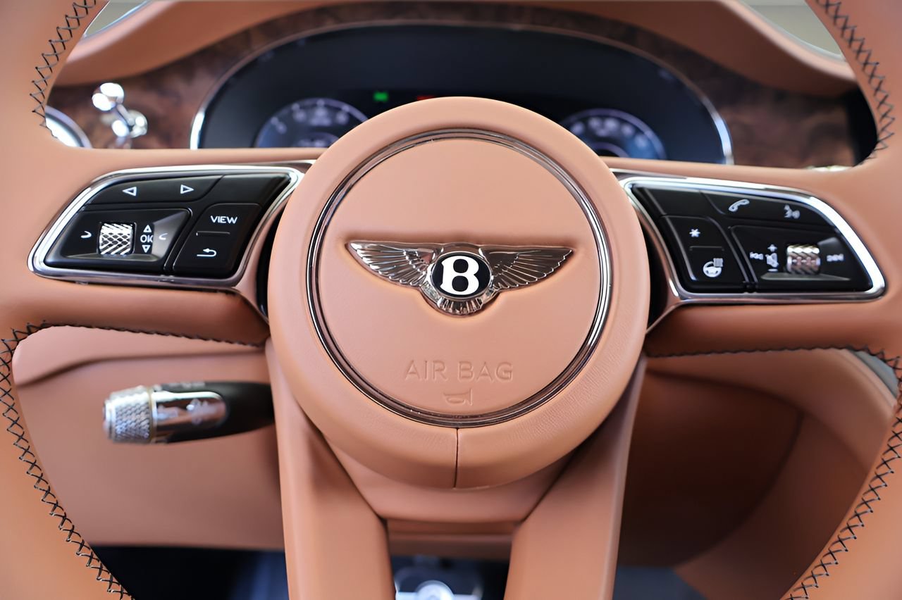 New 2026 Bentley Flying Spur Plug-In Hybrid AWD/4WD image 25