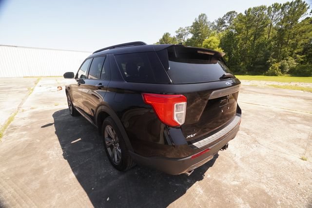 Used 2023 Ford Explorer XLT w/ Equipment Group 202A RWD image 5