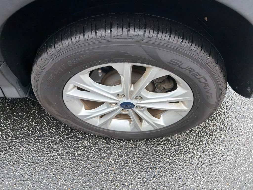 Used 2019 Ford Escape SE FWD image 10