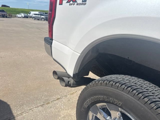 Used 2019 Ford F250 Lariat w/ Lariat Ultimate Package AWD/4WD image 11