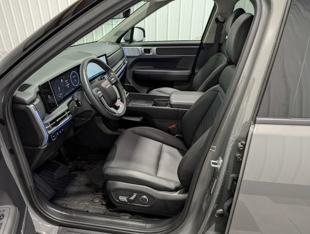 Used 2026 Hyundai Santa Fe Limited AWD/4WD image 16
