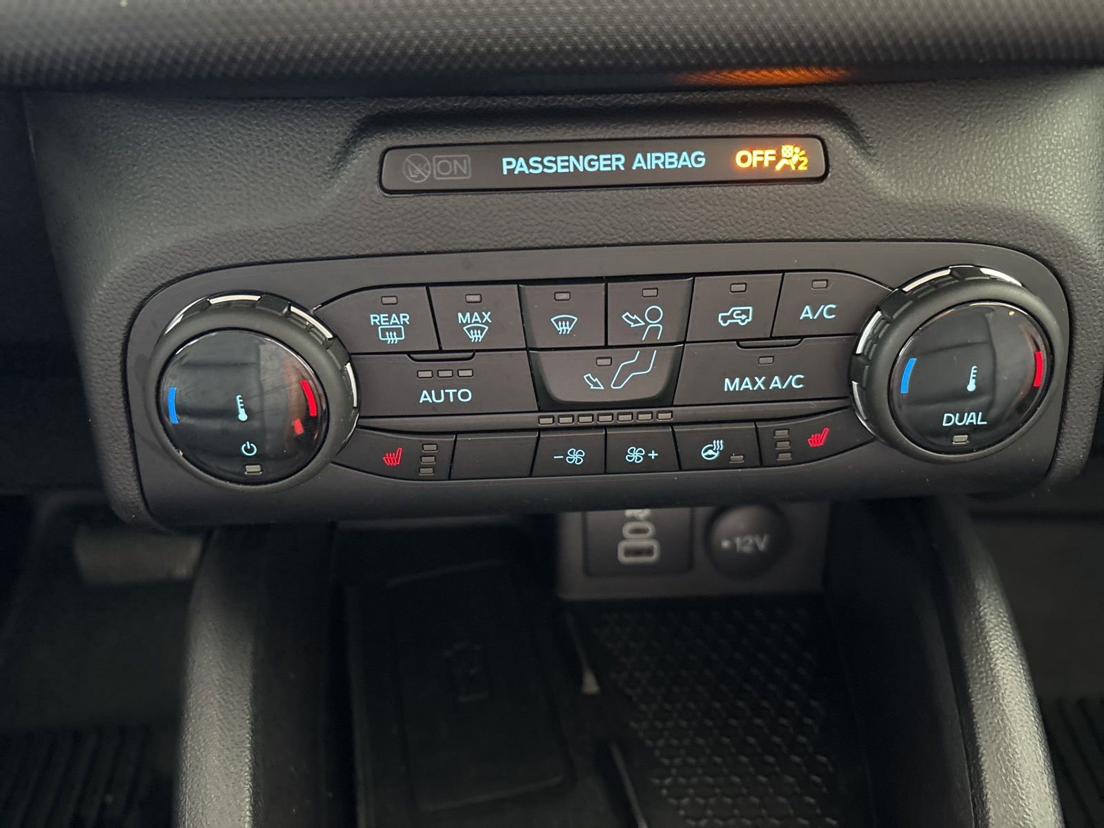 Used 2024 Ford Bronco Sport Outer Banks w/ Tech Package image 24