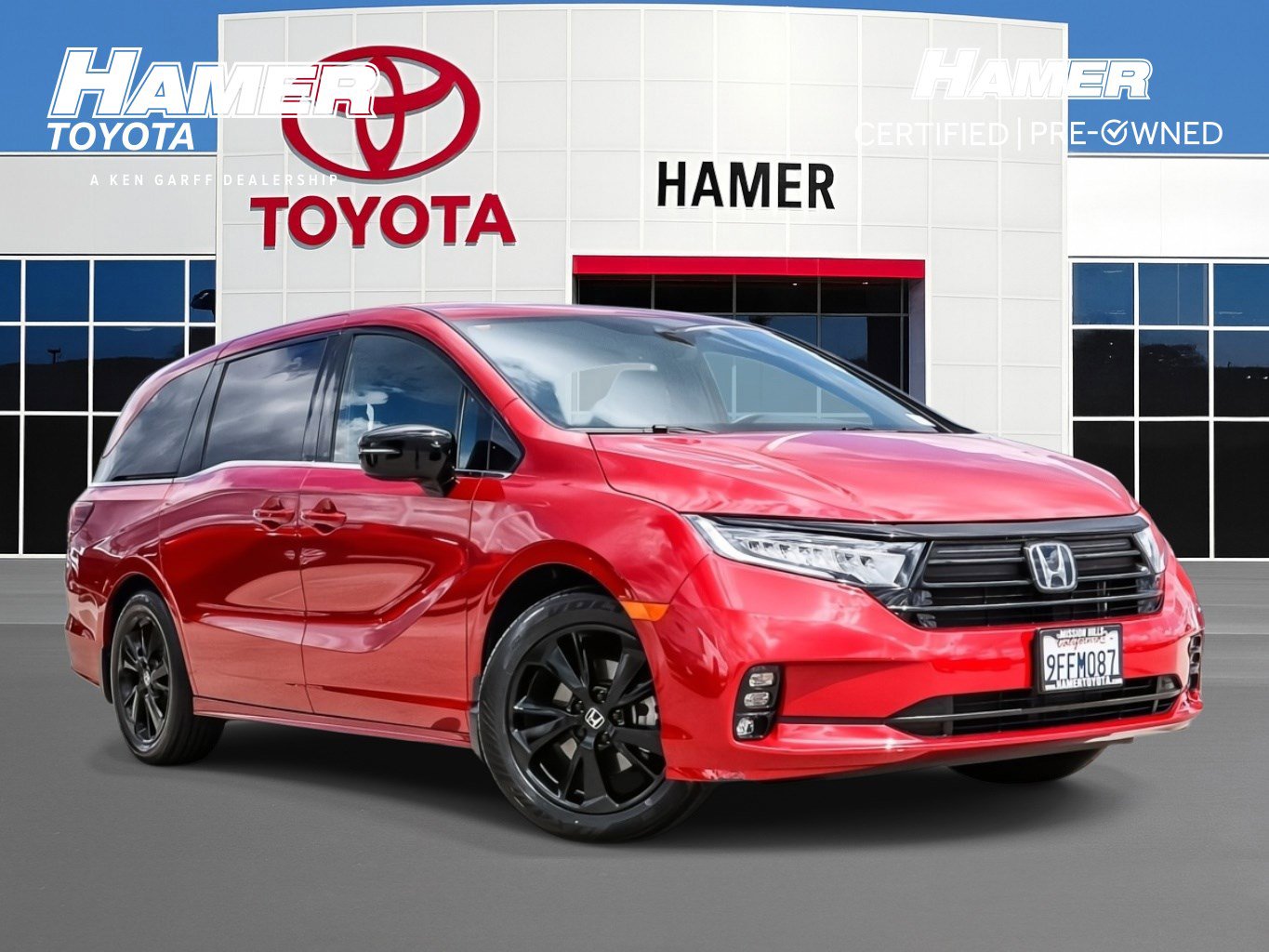 Used 2023 Honda Odyssey Sport image 1