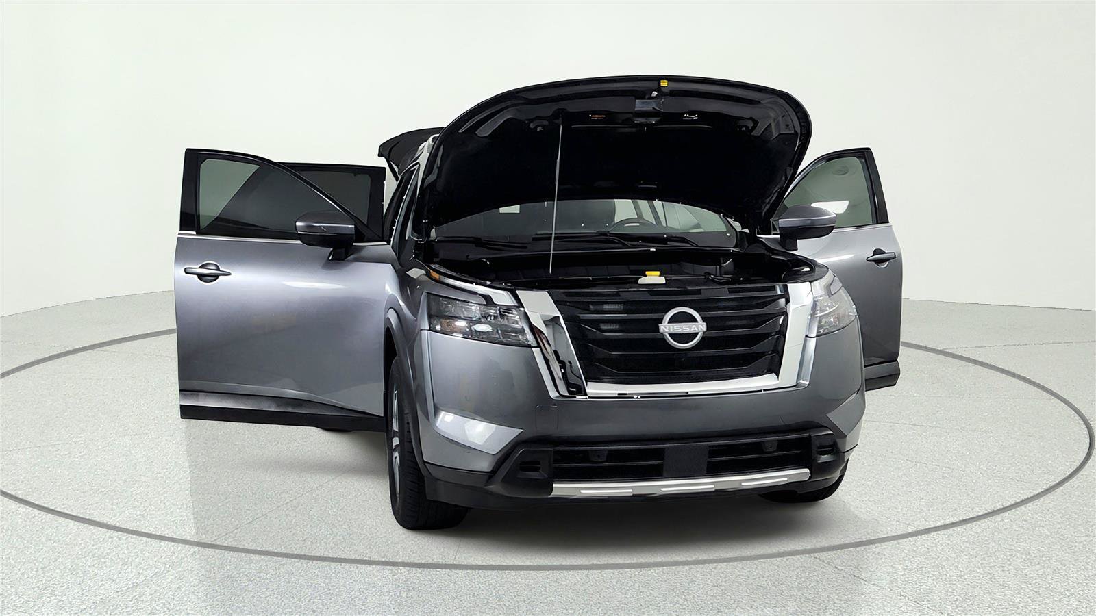 Used 2025 Nissan Pathfinder SL FWD image 9