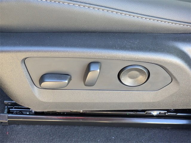 New 2026 GMC Canyon Elevation w/ Convenience Package image 21