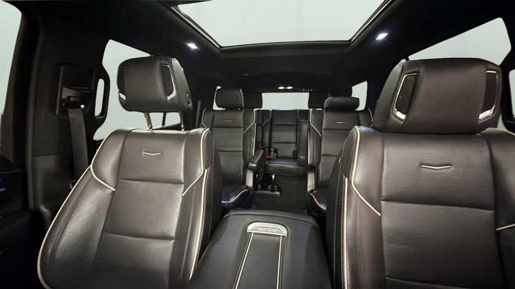 Used 2024 Cadillac Escalade Sport AWD/4WD image 21
