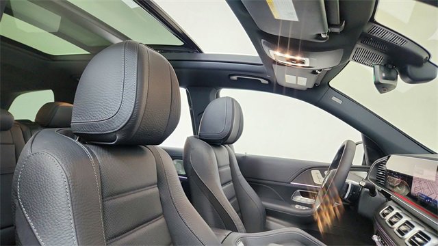 Used 2024 Mercedes-Benz GLS 450 4MATIC image 21