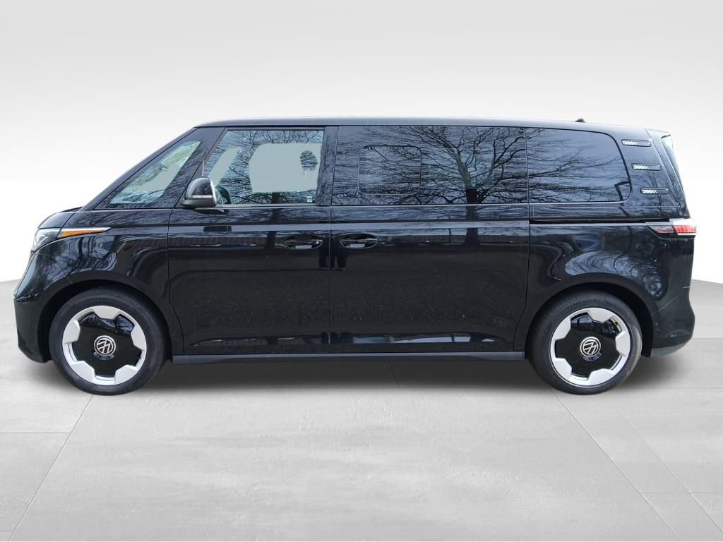 New 2025 Volkswagen ID. Buzz Pro S RWD image 2