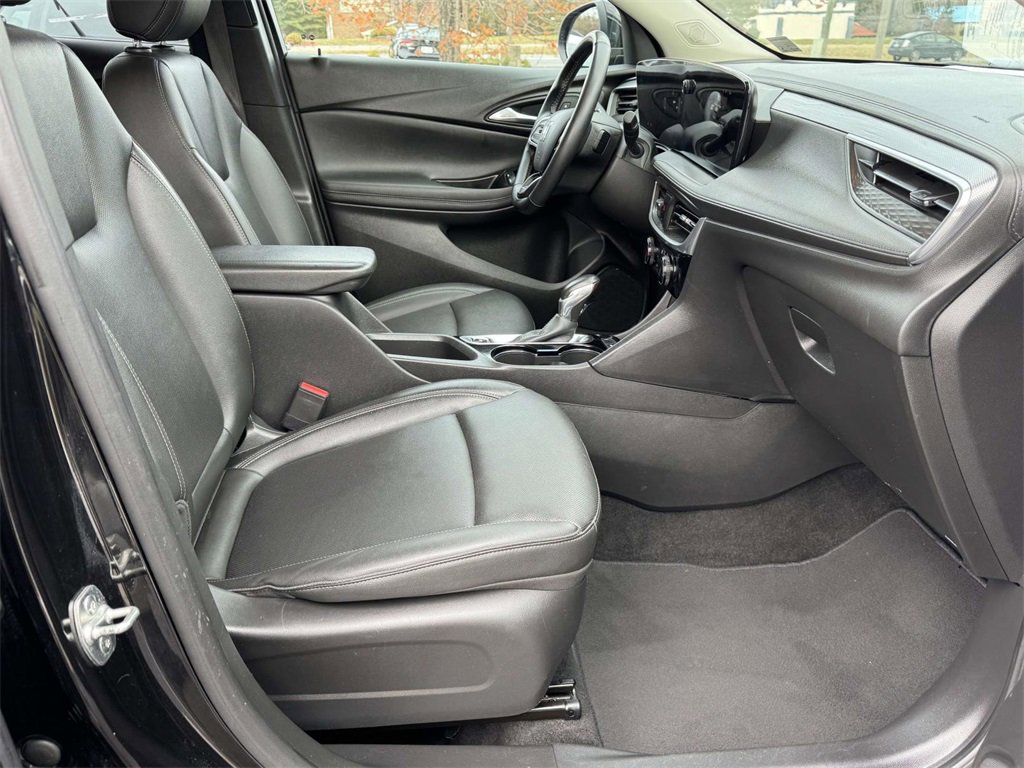 Used 2024 Buick Encore GX Sport Touring w/ Comfort Package image 14