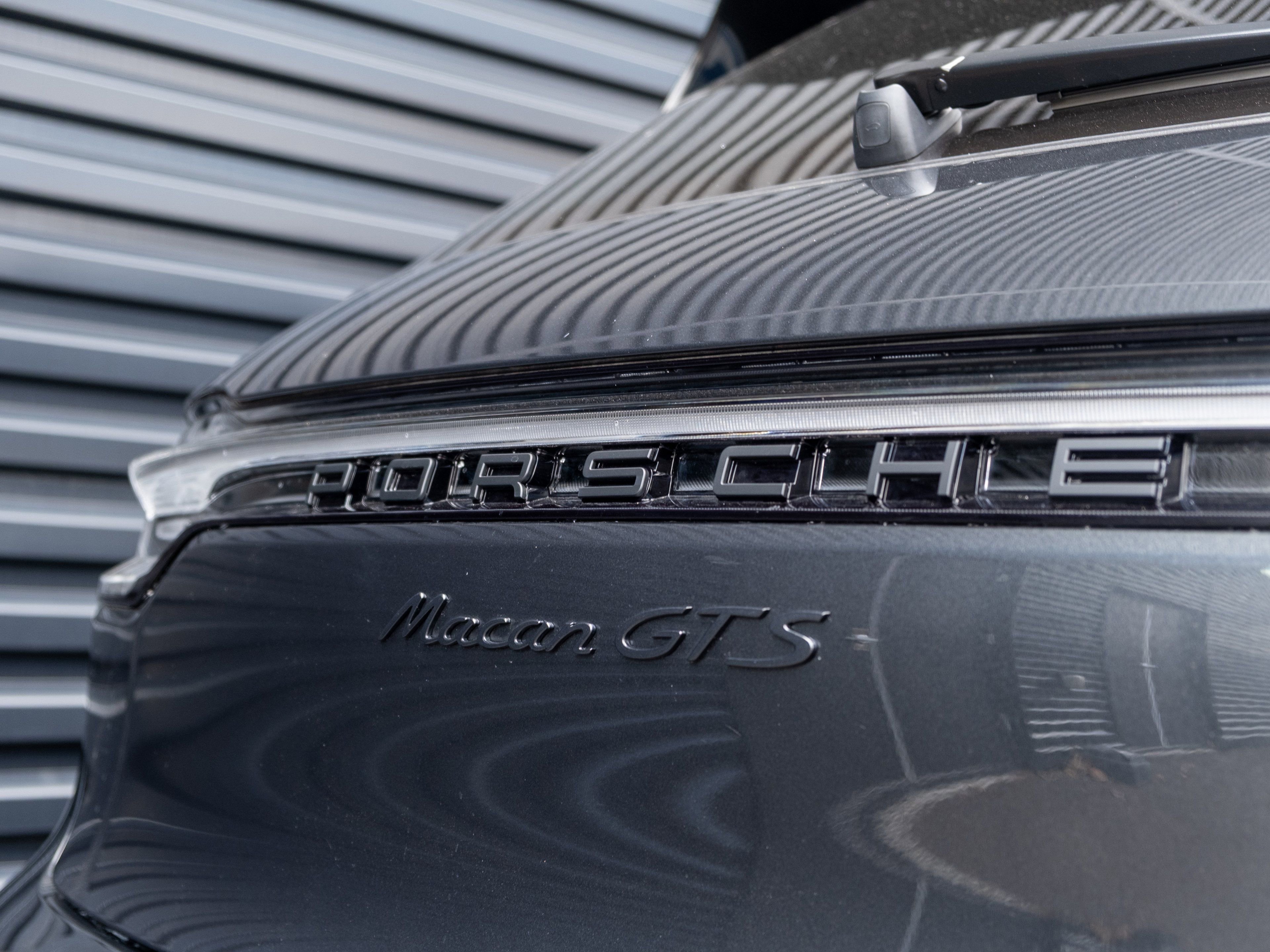 New 2026 Porsche Macan GTS AWD/4WD image 47
