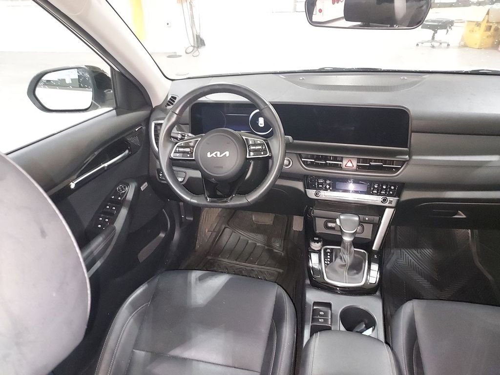 Used 2024 Kia Seltos SX image 15